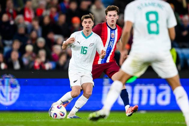 251014 Owen Parker-Price of New Zealand and Sverre Nypan of Norway during the International Friendly, Länderspiel, Nationalmannschaft football match between Norway and New Zealand on October 14, 2025 in Oslo. Photo: Marius Simensen BILDBYRAN COP 238 MM0045 bbeng soccer fotball football fotboll privatlandskamp treningskamp international friendly norge norway new zealand *** 251014 Owen Parker Price of New Zealand and Sverre Nypan of Norway during the international friendly football match between Norway and New Zealand on October 14, 2025 in Oslo Photo Marius Simensen BILDBYRAN COP 238 MM0045 bbeng soccer fotball football fotball privatlandskamp treningskamp international friendly norge norway new zealand  Copyright: MARIUSxSIMENSEN BB251014BB492