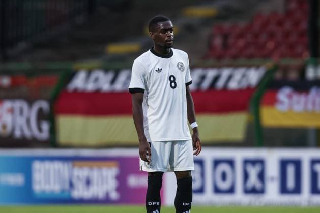 Fussball, U21, U 21 EM Qualifikation Gruppe F - 5.Spieltag Nordirland U21 - Deutschland U21 14.10.2025, The Oval Noel Aseko (Deutschland, 8) Belfast The Oval Nordirland