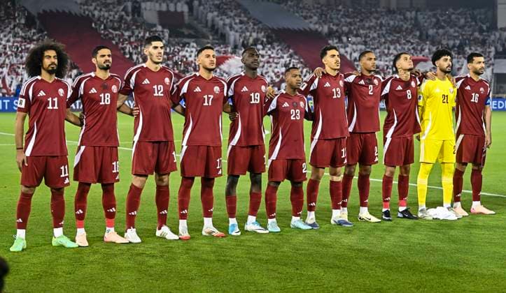 UQATAR v NITED ARAB EMIRATES-2026 FIFA World Cup, WM, Weltmeisterschaft, Fussball ASIAN QUALIFIER PLAYOFFS Starting players of Qatar line up prior to the FIFA World Cup 2026 AFC Asian qualifiers playoffs group A match between Qatar and United Arab Emirates at Jassim Bin Hamad Stadium in Doha, Qatar, on October 14, 2025. DOHA Qatar Copyright: xNOUSHADx