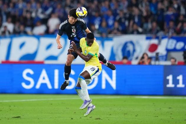 (L-R) Junnosuke Suzuki (JPN), Luiz Henrique (BRA), OCTOBER 14, 2025 - Football Soccer : KIRIN Challenge Cup 2025 match between Japan 3-2 Brazil at the Tokyo Stadium in Tokyo, Japan. Noxthirdxpartyxsales  aflo_306948262