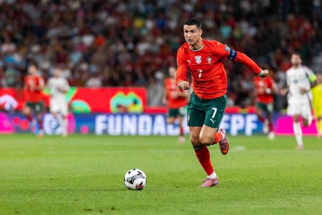 October 14, 2025, Lisbon, Portugal: Cristiano Ronaldo of Portugal seen in action during the FIFA World Cup, WM, Weltmeisterschaft, Fussball 2026 qualifying round match between Portugal and Hungary at Alvalade Stadium. Lisbon Portugal - ZUMAs197 20251014_aaa_s197_363 Copyright: xHugoxAmaralx