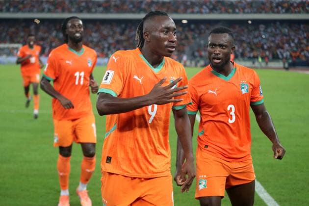 (251015) -- ABIDJAN, Oct. 15, 2025 -- Yan Diomande (C) of Cote d Ivoire celebrates his goal during the FIFA World Cup, WM, Weltmeisterschaft, Fussball 2026 CAF Qualifiers Group F match between Cote d Ivoire and Kenya in Abidjan, Cote d Ivoire, Oct. 14, 2025. (Photo by Xinhua) (SP)COTE D IVOIRE-ABIDJAN-FOOTBALL-FIFA WORLD CUP QUALIFIERS-COTE D IVOIRE VS KENYA YvanxSonh 