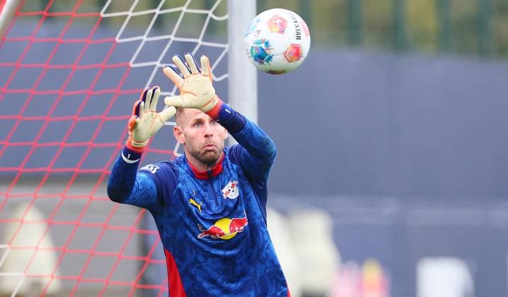 RB Leipzig - Training Bundesliga Leipzig, 14.10.2025, RB Leipzig Trainingszentrum,Fußball Bundesliga , RB Leipzig - Training , Im Bild: rTorwart Peter Gulacsi (1, RB Leipzig) ,