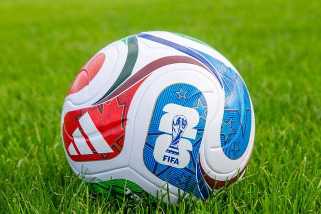 ADIDAS TRIONDA, offizieller Spielball des FIFA World Cup, WM, Weltmeisterschaft, Fussball 2026 *** ADIDAS TRIONDA, official match ball of the FIFA World Cup 2026 Copyright: xUdoxHerrmannx