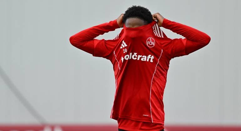 15.10.2025 - Fussball - 2. Fussball - Bundesliga - Saison 2025 2026 - 1. FC Nürnberg Nuernberg FCN ( Club ) - Training - Sportfoto Zink - xwoxzix - Pape Demba Diop (20, 1. FC Nürnberg FCN )