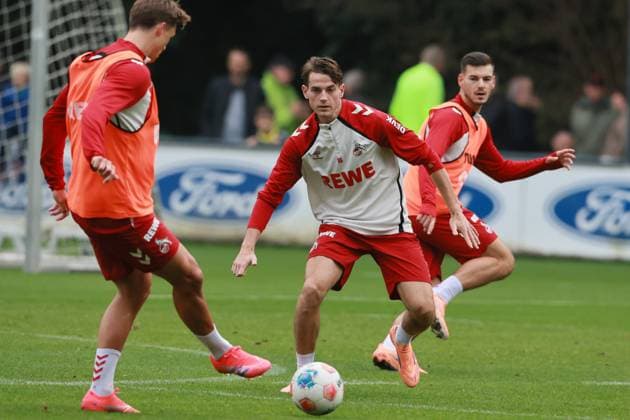 Training, 1. FC Köln, Mitte: Jakub kaminski (1. FC Köln), 15.10.2025, Bild: