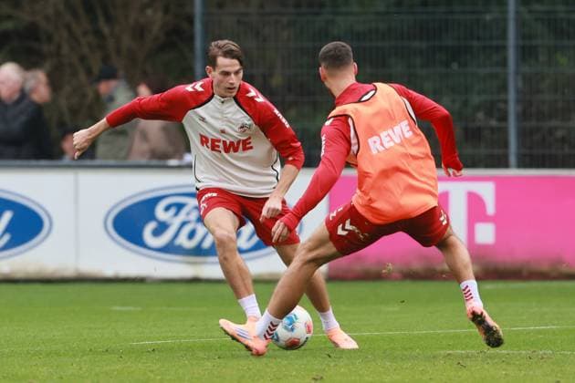 Training, 1. FC Köln, links: Jakub kaminski (1. FC Köln), 15.10.2025, Bild: