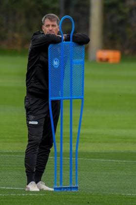 Trainer Alexander Blessin ( Pauli ) Deutschland , Hamburg , Trainingsgelände an der Kollaustrasse , Fussball , 1. Bundesliga , Training des FC St Pauli