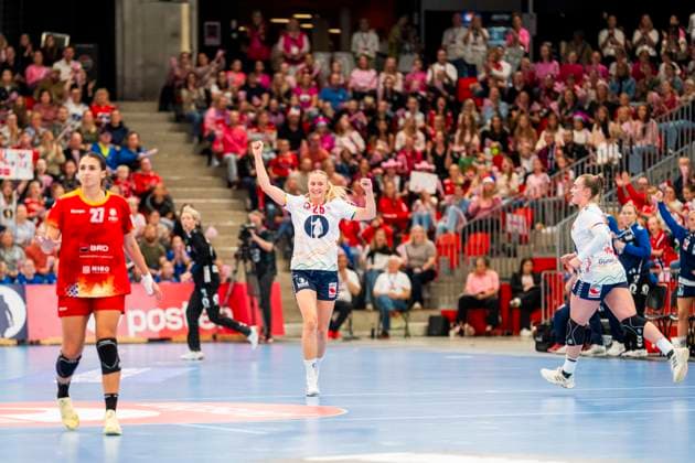 Handball, EHF EURO Cup Norway Romania Larvik 20251015 Norway s Henny Ella Reistad celebrates during the handball match in the EHF EURO Cup between Norway and Romania in Jotron Arena Photo taken on behalf of the Norwegian Handball Association Photo Fredrik Varfjell NTB Larvik Norway EDITORIAL USE ONLY RESTRICTED USE FOR BETTING COMPANIES  Copyright: xFredrikxVarfjellx xNTBx