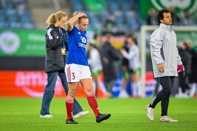Football Women s Champions League, 2nd round Valerenga Wolfsburg Oslo 20251015 Valerenga s Michaela Kovacs after the 1 2 loss in the Champions League football match between Valerenga and Wolfsburg at Intility arena Photo Annika Byrde NTB Oslo Norway EDITORIAL USE ONLY RESTRICTED USE FOR BETTING COMPANIES  Copyright: xAnnikaxByrdex xNTBx