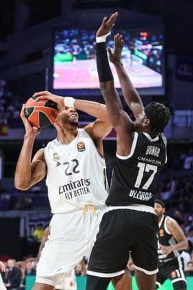 October 15, 2025, Madrid, Madrid, SPAIN: Walter Samuel Tavares da Veiga of Real Madrid and Isaac Bonga of Partizan in action during the EuroLeague Regular Season Round 4 match between Real Madrid and Partizan Mozzart Bet Belgrade at Movistar Arena on October 15, 2025 in Madrid, Spain. Madrid SPAIN - ZUMAa181 20251015_zaa_a181_027 Copyright: xIrinaxR.xHipolitox