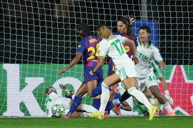 FC Barcellona s Esmee Brugts gol during the Uefa Women™s Champions League soccer match between Roma and Fc Barcellona at the Rome s Tre Fontane stadium, Italy - Wednesday October 15, 2025 - Soccer ( Photo by Alfredo Falcone LaPresse )  Copyright: xAlfredoxFalcone LaPressex