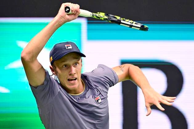 STOCKHOLM, SWEDEN 20251015 Leo Borg, Sweden, in his match against Denis Shapovalov, Canada, during the BNP Paribas Nordic Open tennis tournament at the Royal Tennis Hall. STOCKHOLM SWEDEN x10030x