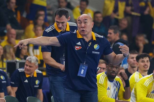 Kielce 15.10.2025 Mecz 5. kolejka Liga Mistrzow piÅ‚ka rÄ™czna mÄ™Å¼czyzn sezon 2025 2026 Men s Handball EHF Champions League season 2025 2026 match: Industria Kielce - HBC Nantes nz. Talant Dujshebae Fot. Stanislaw Klepka Arena Akcji NEWSPIX.PL --- newspix.pl 