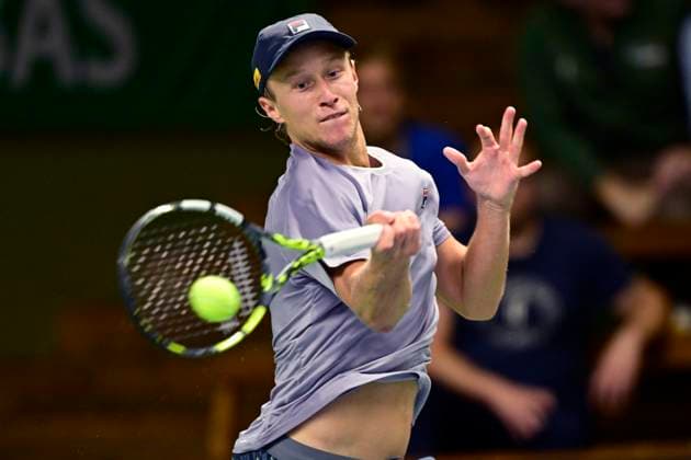 STOCKHOLM, SVERIGE 20251015 Leo Borg, Sverige , i sin match mot Denis Shapovalov, Kanada, under tennisturneringen BNP Paribas Nordic Open i Kungliga tennishallen. STOCKHOLM SVERIGE x10030x