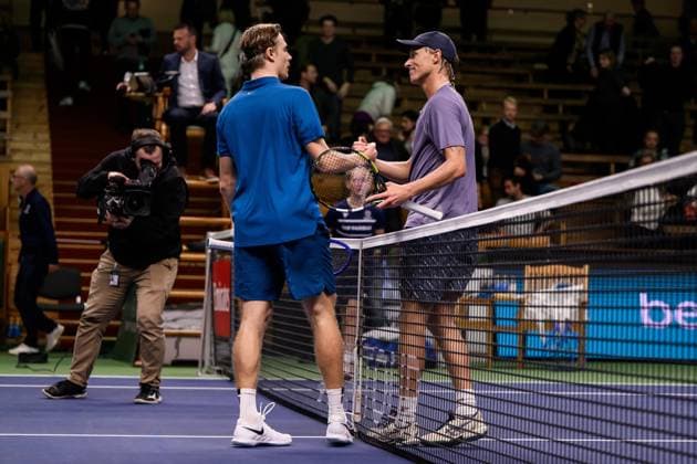 251015 Denis Shapovalov of Canada and Leo Borg of Sweden after a men s singles tennis match during day 5 of the ATP, Tennis Herren 250 Nordic Open on October 15, 2025 in Stockholm. Photo: Jesper Zerman BILDBYRAN kod JZ JZ0628 tennis nordic open day 5 bbeng Copyright: JESPERxZERMAN BB251015JZ052
