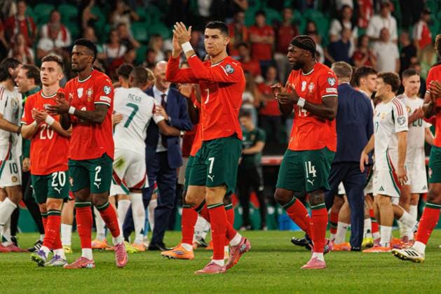 Cristiano Ronaldo seen during World Cup 2026 European qualification game between national teams of Portugal and Hungary (Luis Loureiro Ball Raw Images) Lisbon Estadio Jose Alvalade Portugal Copyright: xLuisxLoureirox luisloureiro_portugal_hungary_2526-332