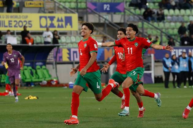Futbol, Marruecos vs Francia. Mundial sub 20, Chile 2025. Jugadores de Marruecos celebran con sus companeros tras un partido de semifinal del mundial sub 20 contra Francia realizado en el estadio Elias Figueroa de Valparaiso, Chile. 15 10 2025 Sebastian Cisternas Photosport Football, Morocco vs France. U-20 World Cup Championship. Morocco™s players celebrate with temmates after a semifinal match of the U-20 World Cup against France at the Elias Figueroa stadium in Valparaiso, Chile. 15 10 2025 Sebastian Cisternas Photosport Marruecos vs Francia. Mundial sub 20, Chile 2025 