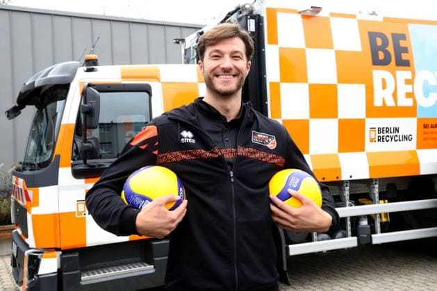 DEU, DVV, 1.VBL, BR Volleys, Eoeffnungs-PK, 16.10.2025, berlin, Berlin, DEU, DVV, 1.VBL, BR Volleys, Eoeffnungs-PK, im Bild Matthew Knigge (BR Volleys 2)