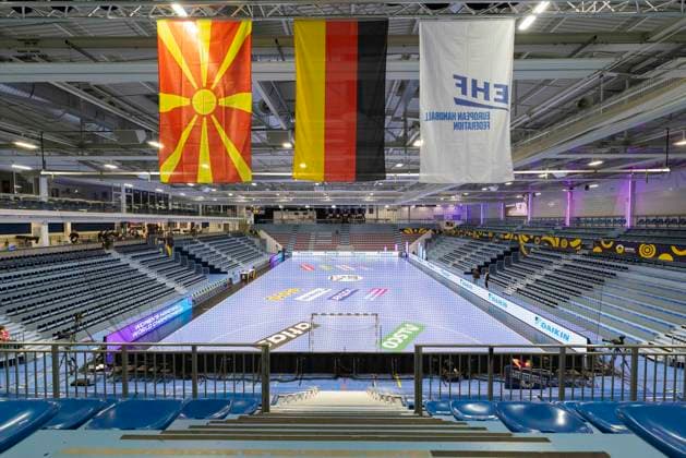 Germany vs. North Macedonia - Handball A-Women European Championship, EM, Europameisterschaft qualification, 16.10.2025 GUMMERSBACH, GERMANY - OCTOBER 16: Bevor the match between Germany vs. North Macedonia - Handball A-Women European Championship qualification at Schwalbe-Arena on October 16, 2025 in Gummersbach, Germany. Copyright: xBEAUTIFULxSPORTS KennyxBeelex