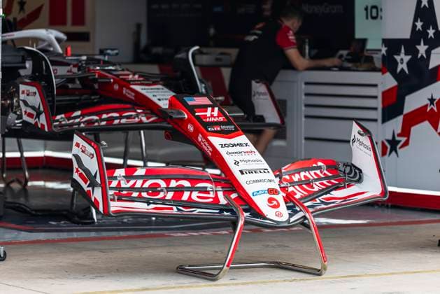 Formula 1 MSC Cruises United States Grand Prix 2025 Alexis Perrin OVERTAKE MAXPPP - Austin 16 10 2025 MoneyGram Haas F1 Team front wings in the pitlane at the Formula 1 MSC Cruises United States Grand Prix 2025, the 19th round of the 2025 FIA Formula 1 World Championship, WM, Weltmeisterschaft at the Circuit of The Americas in Austin, Texas, United States, from October 16 to 19, 2025 Austin Circuit of The Americas United States  Copyright: xOVERTAKE MAXPPPxAlexisxPerrinx OVT202510169404 OVT202510169404