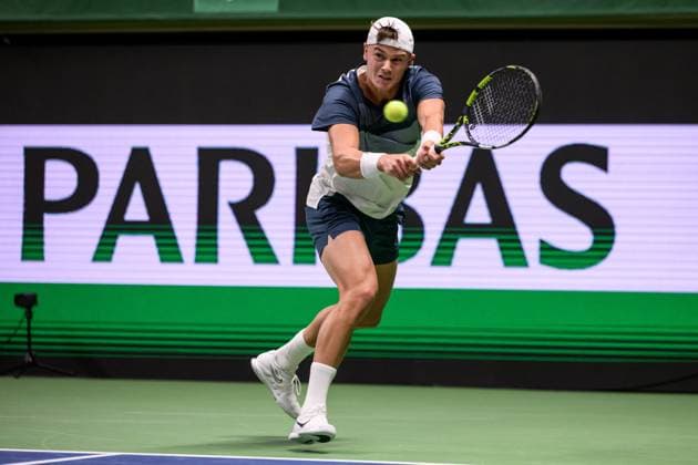 251016 Holger Rune of Denmark competes in a men s singles tennis match during day 6 of the ATP, Tennis Herren 250 Nordic Open on October 16, 2025 in Stockholm. Photo: Jesper Zerman BILDBYRAN kod JZ JZ0629 tennis nordic open nordic open 2024 bbeng Copyright: JESPERxZERMAN BB251016JZ015