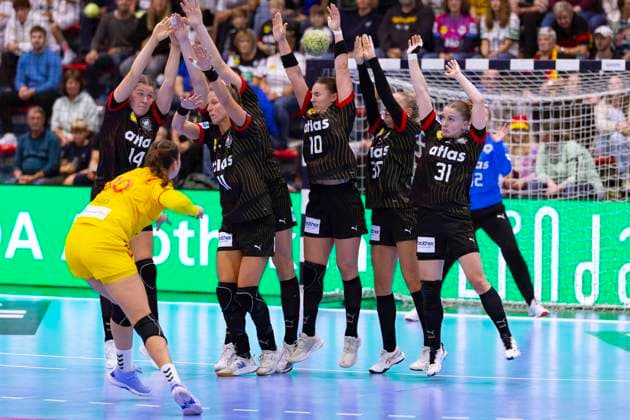 Germany vs. North Macedonia - Handball A-Women European Championship, EM, Europameisterschaft qualification, 16.10.2025 GUMMERSBACH, GERMANY - OCTOBER 16: during the match between Germany vs. North Macedonia - Handball A-Women European Championship qualification at Schwalbe-Arena on October 16, 2025 in Gummersbach, Germany. Copyright: xBEAUTIFULxSPORTS KennyxBeelex