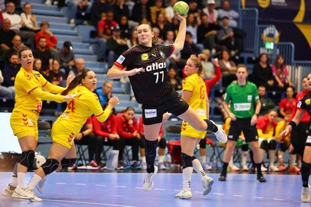 Torwurf von Viola Leuchter (Deutschland) Deutschland vs Nordmazedonien, Handball, Frauen, EM-Qualifikation, 16.10.2025 Deutschland vs Nordmazedonien, Handball, Frauen, EM-Qualifikation, 16.10.2025 Gummersbach Copyright: xEibner-Pressefotox EP_RWS