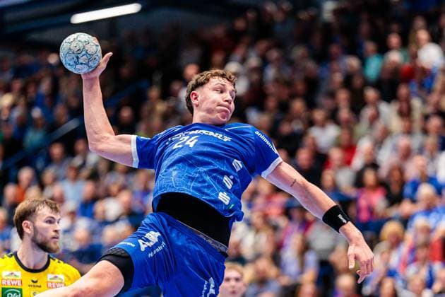 Joel Willecke (TBV Lemgo Lippe, 24) im Torwurf GER, TBV Lemgo Lippe vs. Rhein-Neckar Loewen, Handball, 1. Bundesliga, 9. Spieltag, Spielzeit 2025 2026, 16.10.2025 GER, TBV Lemgo Lippe vs. Rhein-Neckar Loewen, Handball, 1. Bundesliga, 9. Spieltag, Spielzeit 2025 2026, 16.10.2025 Lemgo Copyright: xEibner-Pressefoto JanxRollingerx EP_JSK