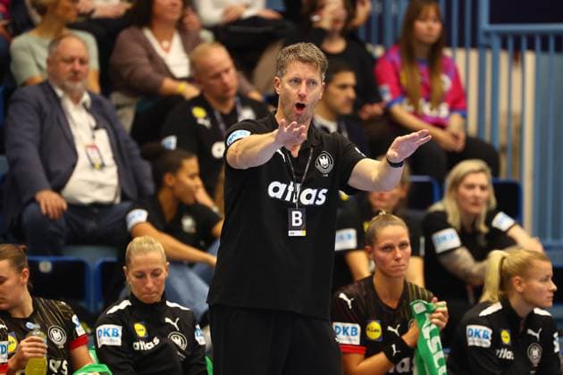 Trainer Markus Gaugisch (Deutschland) Deutschland vs Nordmazedonien, Handball, Frauen, EM-Qualifikation, 16.10.2025 Deutschland vs Nordmazedonien, Handball, Frauen, EM-Qualifikation, 16.10.2025 Gummersbach Copyright: xEibner-Pressefotox EP_RWS