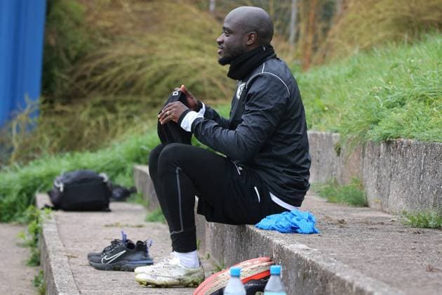 16.10.2025, xmohx, Fussball 2.Bundesliga, SV 07 Elversberg - Training v.l. Amara Conde (SV Elversberg) (DFL DFB REGULATIONS PROHIBIT ANY USE OF PHOTOGRAPHS as IMAGE SEQUENCES and or QUASI-VIDEO) Sankt Ingbert