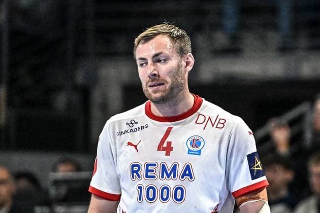 16.09.2025, xlakx, Handball, EHF Champions League, Fuechse Berlin - Kolstad Handball v.l. Vetle Eck Aga (Kolstad Handball) enttaeuscht, schaut enttaeuscht, niedergeschlagen, disappointed Berlin