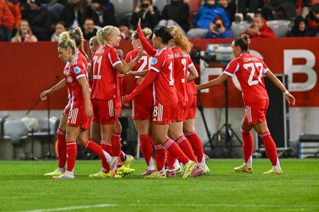 UEFA Womens s Champions League; FC Bayern Munich - Juventus Turin; 16.10.2025 MUNICH, GERMANY - OCTOBER 16: cheering after the goal making 1-0 by Pernille HARDER (FC Bayern Munich 21) during the UWCL match between FC Bayern Munich vs. Juventus FC on matchday 2 at FC Bayern Campus on October 16, 2025 in Munich, Germany Copyright: xBEAUTIFULxSPORTS Goldbergx