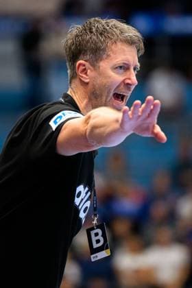 Gummersbach: Handball Frauen EM-Qualifikation, Deutschland - Nordmazedonien Trainer Markus Gaugisch (Deutschland) Gummersbach Schwalbe Arena Deutschland