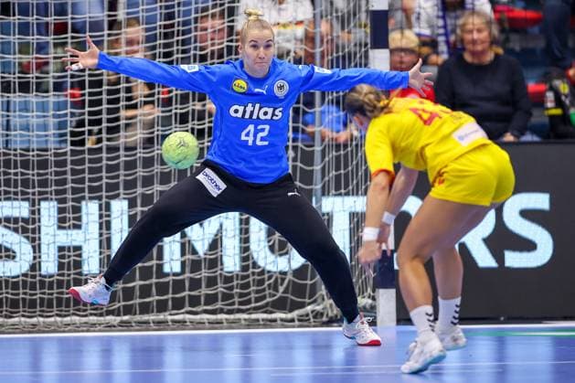 16.10.2025, Handball, EHF Frauen Länderpiel, EM Qualifikation 2026, Deutschland - Nordmazedonien, Schwalbe-Arena in Gummersbach: Katharina Johanna FILTER (GER 42) im Tor Nordrhein-Westfalen Deutschland