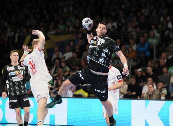 GER EHF CL Men Saison 2025 2026 FÜCHSE Berlin vs. NOR Kolstad Handball, 16.10.25, MAX-SCHMELING-HALLE, Berlin Mijajlo MARSENIC (Füchse Berlin 93)