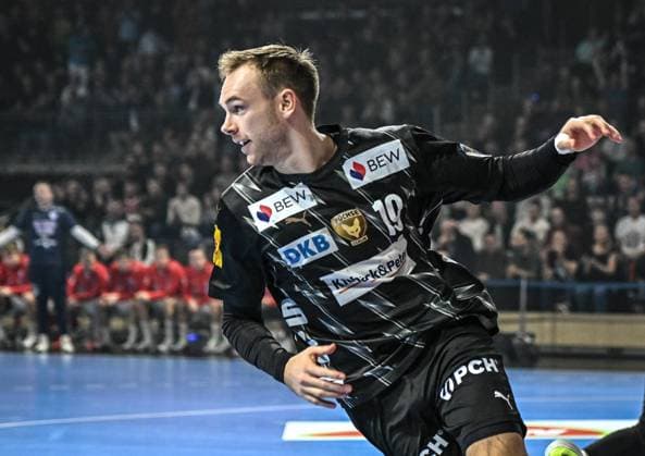 16.09.2025, xlakx, Handball, EHF Champions League, Fuechse Berlin - Kolstad Handball v.l. Mathias Gidsel (Fuechse Berlin) Jubel, Torjubel, jubelt ueber das Tor, celebrate the goal, celebration Berlin