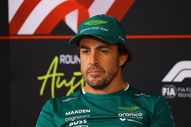 16.10.2025, xrarjax, Motorsport FIA Formel 1, Grand Prix der USA v.l. Fernando Alonso (Aston Martin) Startnummer 14 (FIA REGULATIONS PROHIBIT ANY USE OF PHOTOGRAPHS as IMAGE SEQUENCES and or QUASI-VIDEO) Austin