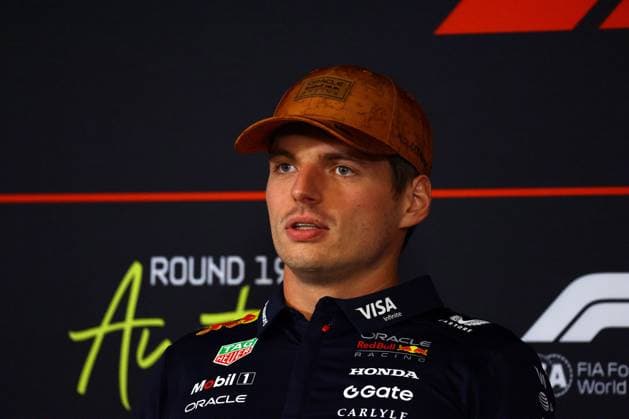 16.10.2025, xrarjax, Motorsport FIA Formel 1, Grand Prix der USA v.l. Max Verstappen (Oracle Red Bull Racing) Startnummer 1 (FIA REGULATIONS PROHIBIT ANY USE OF PHOTOGRAPHS as IMAGE SEQUENCES and or QUASI-VIDEO) Austin
