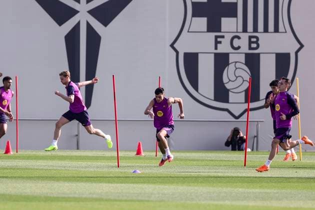 October 17, 2025, Sant Joan Despi, Barcelona, SPAIN: Pedri during the training day of FC Barcelona, Barca ahead the Spanish League, La Liga EA Sports, football match against Girona FC at Ciudad Esportiva Joan Gamper on October 17, 2025 in Sant Joan Despi, Barcelona, Spain. Sant Joan Despi SPAIN - ZUMAa181 20251017_zaa_a181_018 Copyright: xJavierxBorregox
