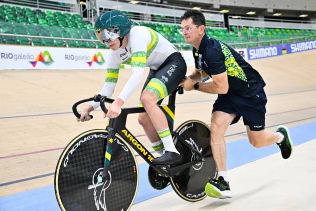 2025 UCI Para-Cycling Track World Championships Picture by Simon Wilkinson SWpix.com - 17 10 2025 - Cycling - 2025 UCI Para-Cycling Track World Championships - Rio Olympic Velodrome, Rio de Janeiro, Brazil - MC2 Sprint 200m Flying Start Qualifying - Gordon Allan (Australia) Copyright: x xSWpix.comx(t axPhotographyxHubxLtd)xSimonxWilkinson SWpix.comx SWP-3030-9699