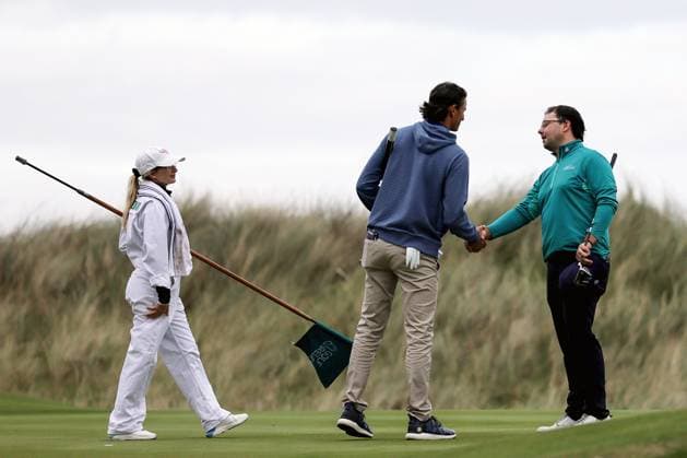 REPRO FREE*PRESS RELEASE NO REPRODUCTION FEE* EDITORIAL USE ONLY Carey Cup, Portmarnock Golf Club, Dublin 17 10 2025 Adam Friedman shakes hands with David Reddan Adam Friedman shakes hands with David Reddan 17 10 2025  Copyright: x INPHO LaszloxGeczox LG_007548