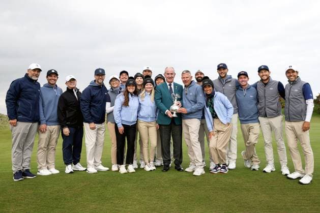 REPRO FREE*PRESS RELEASE NO REPRODUCTION FEE* EDITORIAL USE ONLY Carey Cup, Portmarnock Golf Club, Dublin 17 10 2025 Golf Ireland President Michael Evans presents the trophy to the MGA team members Michael Evans presents the trophy to the MGA team members 17 10 2025  Copyright: x INPHO LaszloxGeczox LG_007679