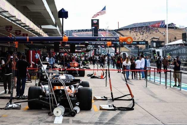 F1 - UNITED STATES GRAND PRIX 2025 Pit Lane walks ambience during the 2025 Formula 1 United States Grand Prix, 19th round of the 2025 FIA Formula One World Championship, WM, Weltmeisterschaft from October 17 to 19, 2025 on the Circuit of the Americas, in Austin, Texas, United States of America - AustinUnited States  Copyright: xEricxAlonsox