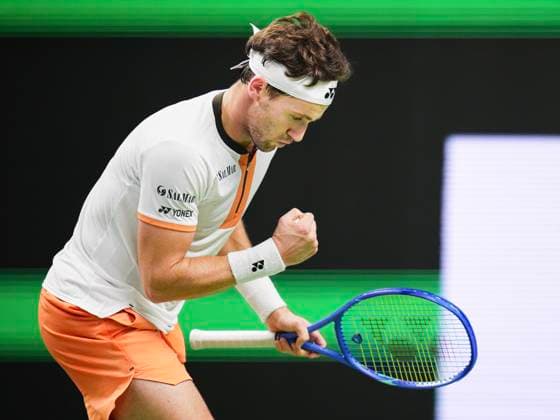 STOCKHOLM, SVERIGE 20251017 Norges Casper Ruud i sin kvartsfinal mot Sebastian Korda, USA, under tennisturneringen BNP Paribas Nordic Open i Kungliga tennishallen. STOCKHOLM SVERIGE x11288x