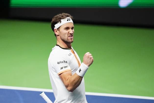 STOCKHOLM, SVERIGE 20251017 Norges Casper Ruud jublar efter vinsten i kvartsfinalen mot Sebastian Korda, USA, under tennisturneringen BNP Paribas Nordic Open i Kungliga tennishallen. STOCKHOLM SVERIGE x11288x
