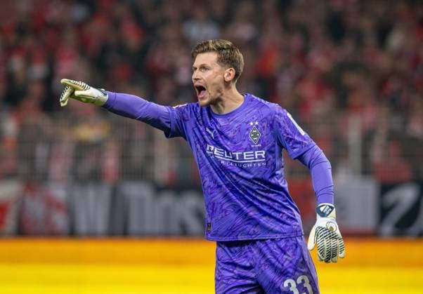 Fußball, Herren, Saison 2025 2026, 1. Bundesliga (7. Spieltag), 1. FC Union Berlin - Borussia Mönchengladbach, Torhüter Moritz Nicolas (Gladbach), 17.10.2025, Copyright: xSebastianxRäppold MatthiasxKochx