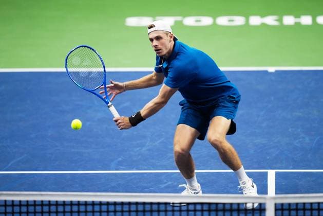 STOCKHOLM, SWEDEN 20251017 Canada s Denis Shapovalov in his quarterfinal match against Sweden s Elias Ymer during the BNP Paribas Nordic Open tennis tournament at the Royal Swedish Tennis Hall. STOCKHOLM SWEDEN x11288x