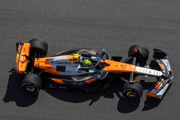 Formula 1 MSC Cruises United States Grand Prix 2025 Alexis Perrin OVERTAKE MAXPPP - Austin 17 10 2025 04 NORRIS Lando (gbr), McLaren F1 Team, action at the Formula 1 MSC Cruises United States Grand Prix 2025, the 19th round of the 2025 FIA Formula 1 World Championship, WM, Weltmeisterschaft at the Circuit of The Americas in Austin, Texas, United States, from October 16 to 19, 2025 Austin Circuit of The Americas United States  Copyright: xOVERTAKE MAXPPPxAlexisxPerrinx OVT202510172426 OVT202510172426
