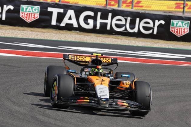 F1 - UNITED STATES GRAND PRIX 2025 04 NORRIS Lando (gbr), McLaren F1 Team MCL39, action during the 2025 Formula 1 United States Grand Prix, 19th round of the 2025 FIA Formula One World Championship, WM, Weltmeisterschaft from October 17 to 19, 2025 on the Circuit of the Americas, in Austin, Texas, United States of America - AustinUnited States  Copyright: xDPPIx